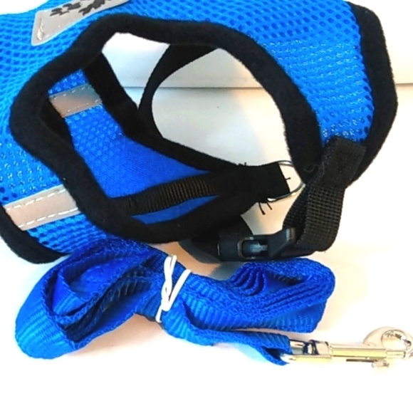 SMALL PET HARNESS VEST WITH LEASH ROYAL BLUE AND BLACK SIZE SMALL NWT - Picture 3 of 8